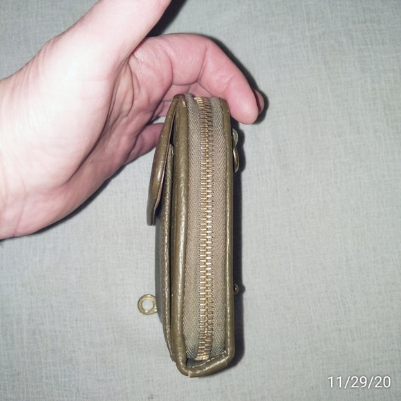 Vtg Dooney & Bourke AWL zip along wallet self trim - Picture 5 of 15